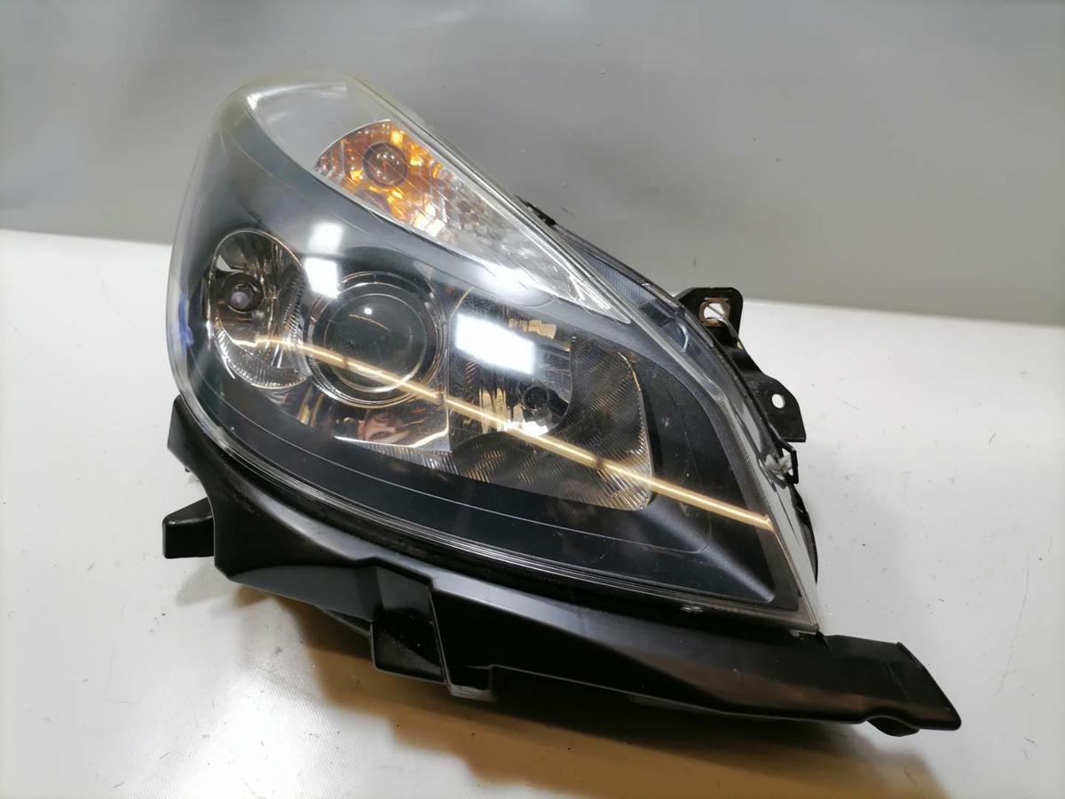 Renault Clio III original Scheinwerfer rechts 8200261610 Halogen BJ05